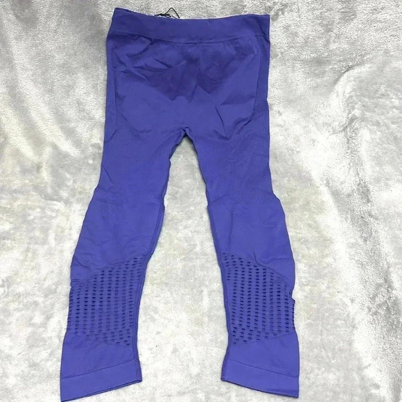 Invertika - NWT - Made in Italy - Blue Microfibre push up Leggings. Size M/L - Picture 5 of 6